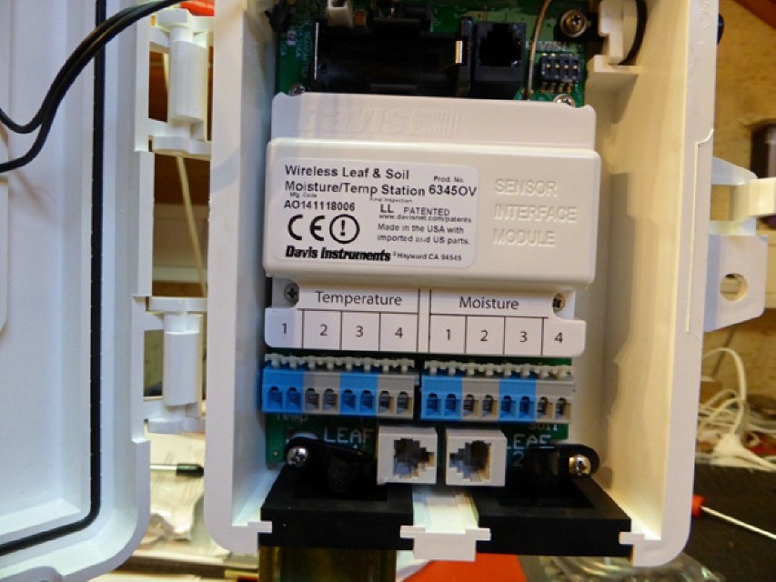 Blatt-Bodenfeuchte-Temperaturstation